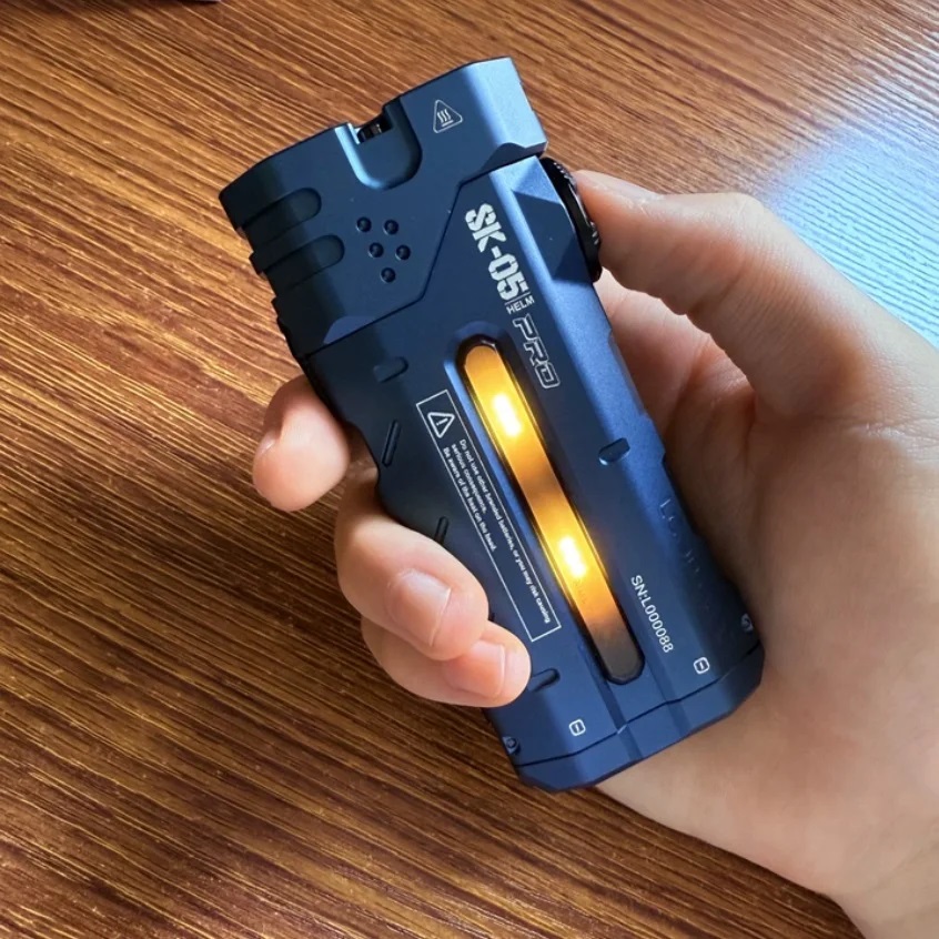Potente torcia a LED piatta 43 - Power Bank recensione e prezzo